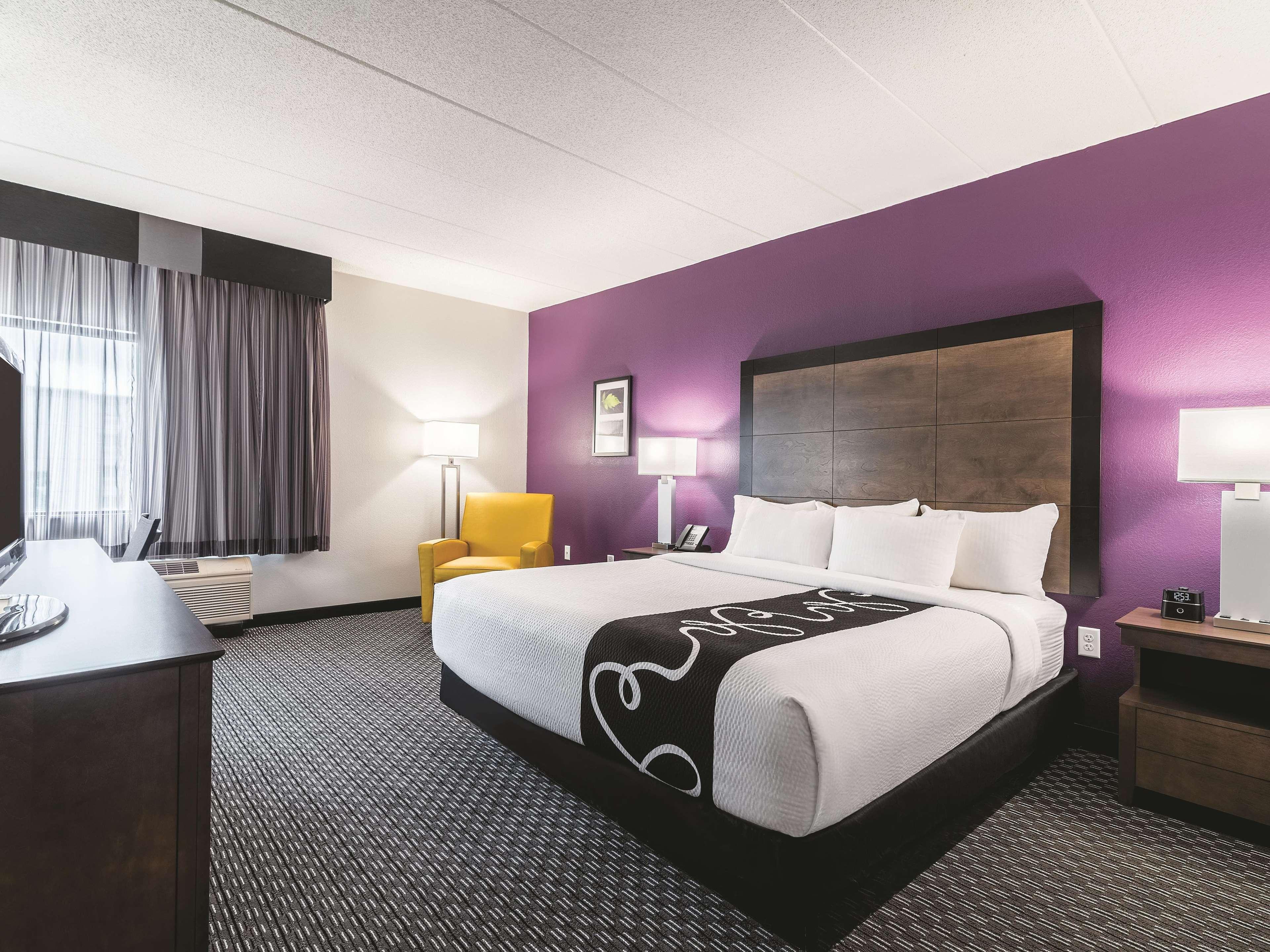 La Quinta By Wyndham Salem Nh Hotell Eksteriør bilde