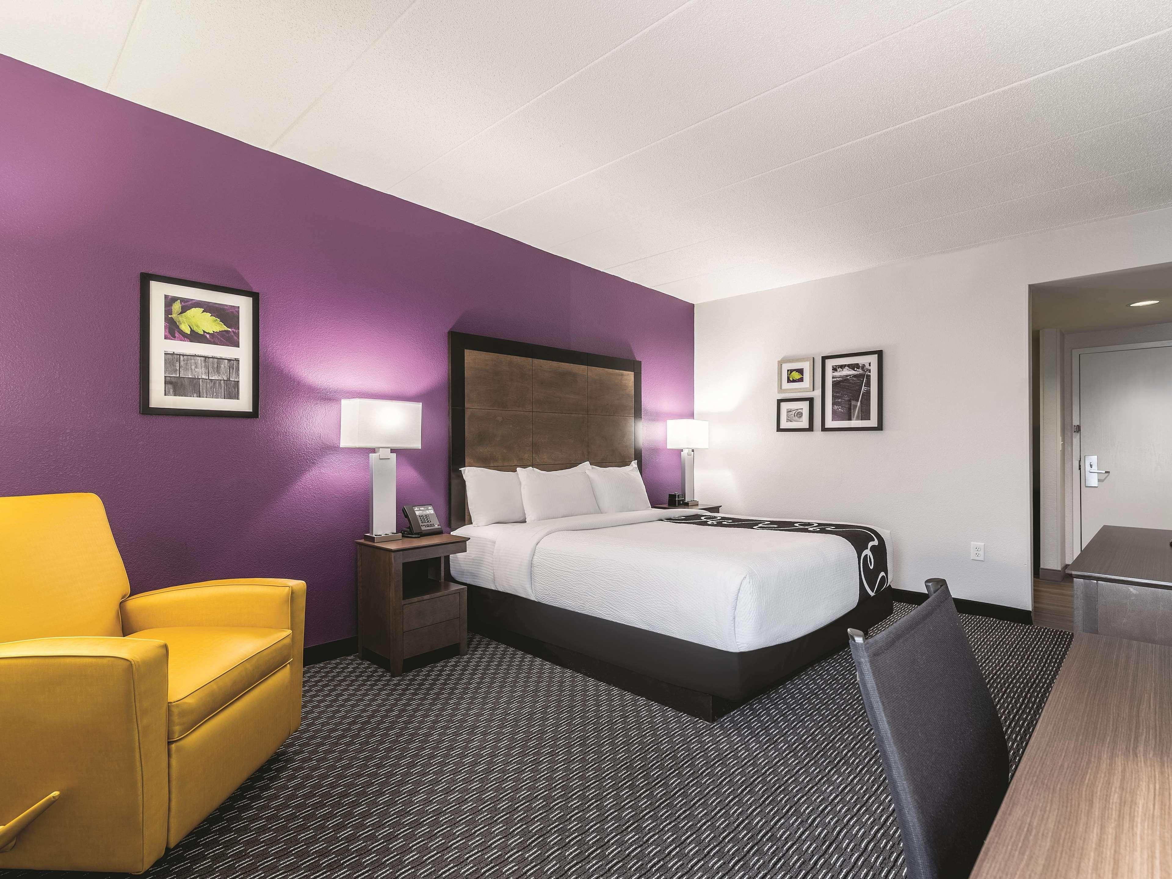 La Quinta By Wyndham Salem Nh Hotell Eksteriør bilde