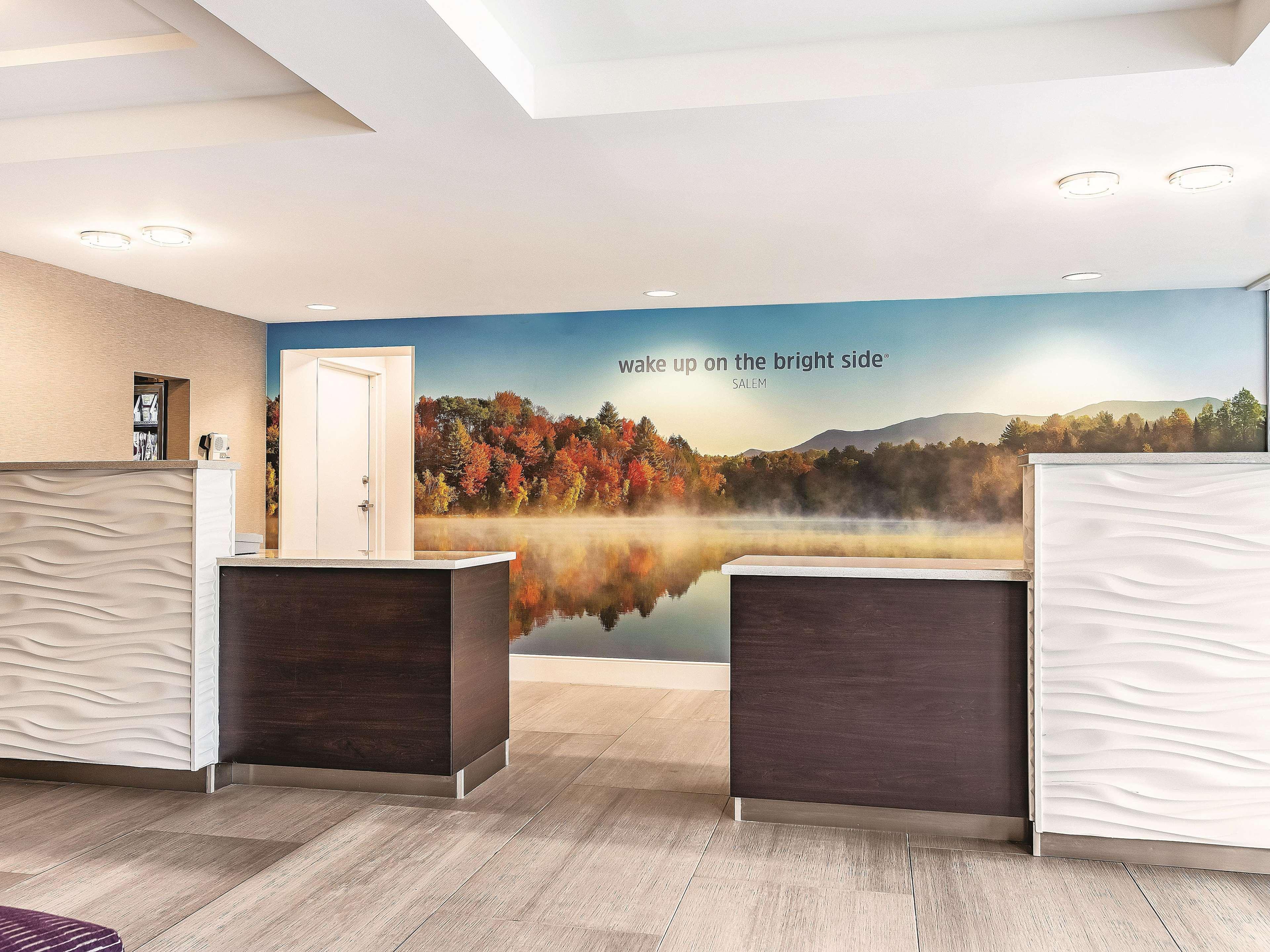 La Quinta By Wyndham Salem Nh Hotell Eksteriør bilde